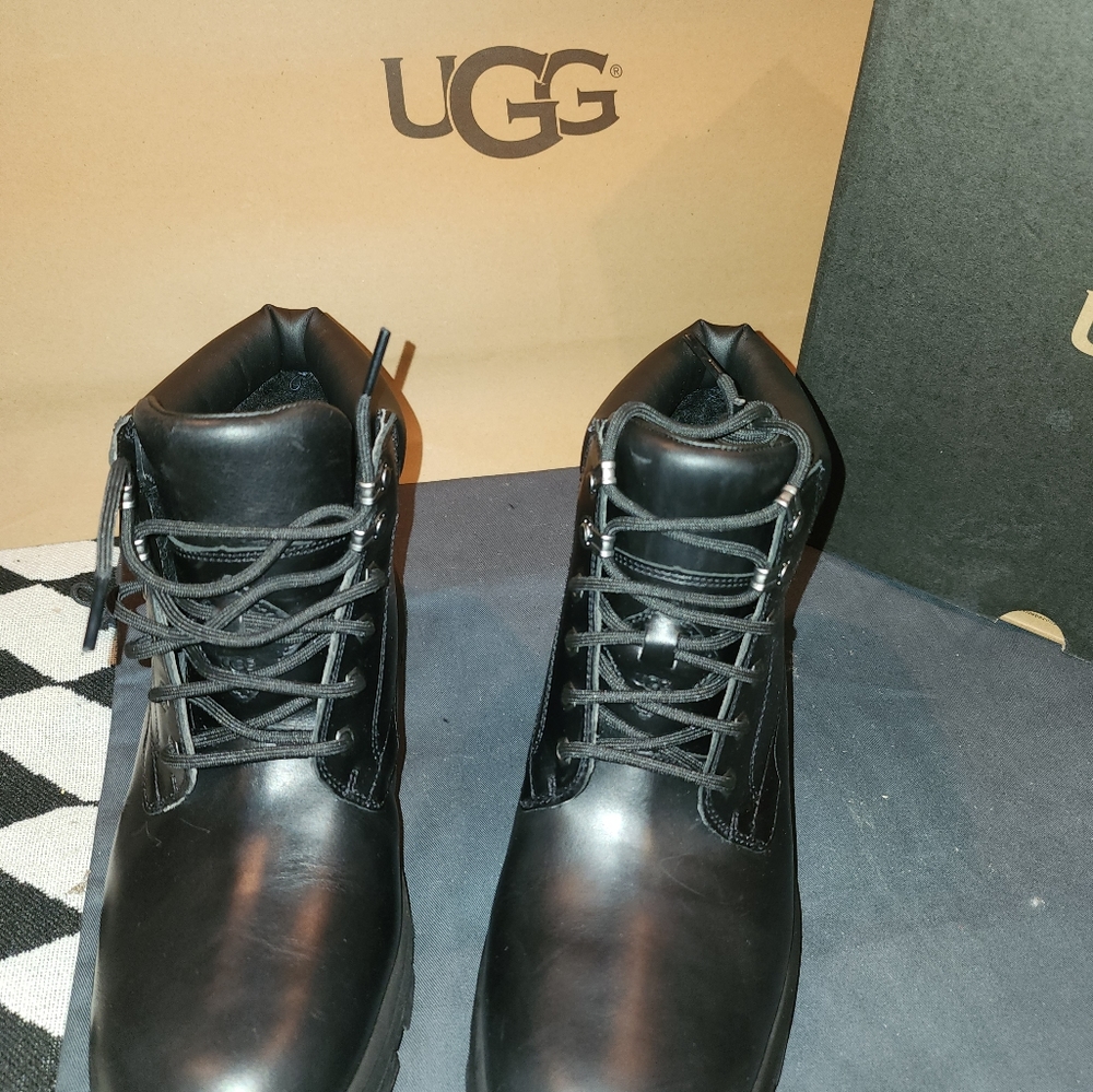 Waterproof boot - Picture 7 of 16